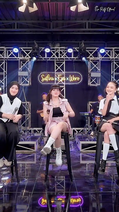 Iyoooo asoyyyy 🔥 #esaristy #worowidowati #safirainema #dangdut