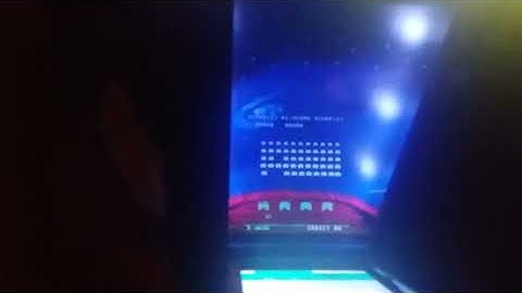 I PLAY SPACE INVADERS ON MY ARCADE