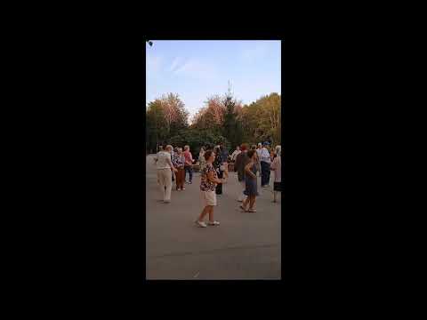 Танцы пенсионеров в ЦПКиО#Рязань 21.08.2024 год#Играет духовой оркестр 🎺🥁🎷💃🕺