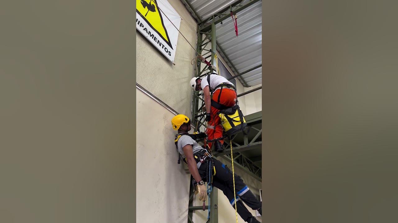 Spelaion - Representante Oficial e Exclusivo da Petzl no Brasil no  LinkedIn: Curso Resgate em Altura e Espaço Confinado Nível Industrial e  Operacional…