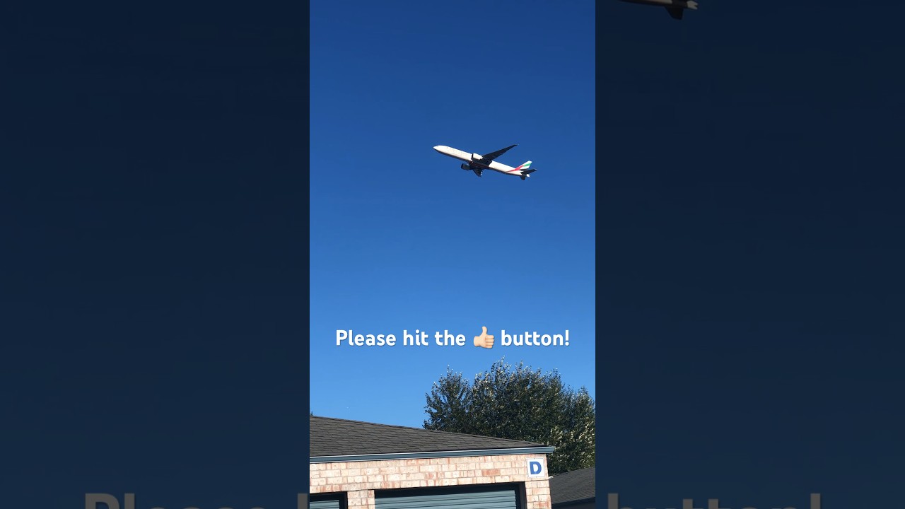 SeaTac Runway 34R: Departure of Emirates Flight 230 to Dubai 