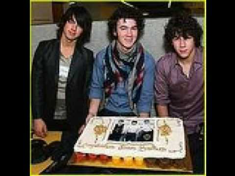 Hold on Tight - A Jonas Love Story Chapter 1