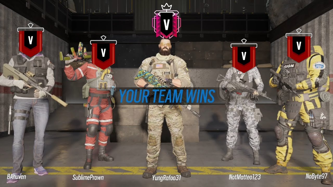 TEACHING 4 COPPERS HOW TO PLAY RAINBOW SIX SIEGE - YouTube