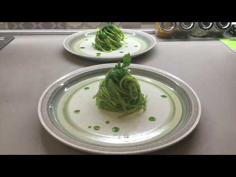 Video: Breve Storia Del Peperoncino Con Ricette Ispirate Dallo Chef: Texas V. North Carolina