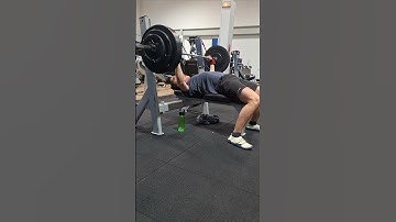 Week 1 : Comp bench 3x90kg RPE 7 top set