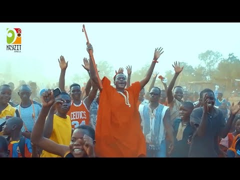 Floby - Toucher le plafond feat Mink's (clip officiel)