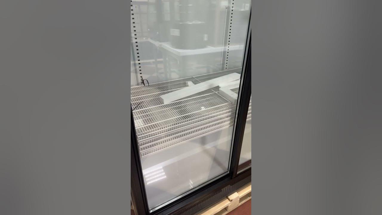 Шкаф холодильный Briskly 11 slide / холодильник для молочной продукции ...