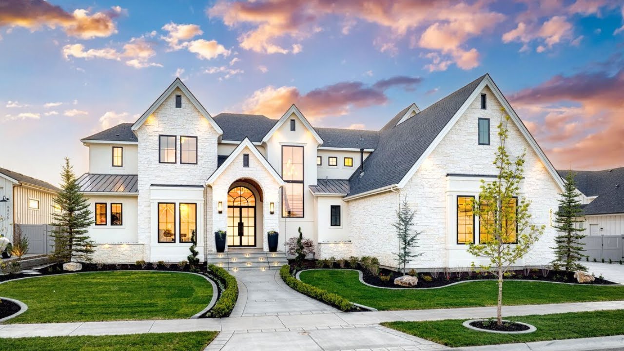 I JUST FOUND MY #1 ALL-TIME FAVORITE HOME DESIGN W/ LITERALLY THE COOLEST KITCHEN EVER!