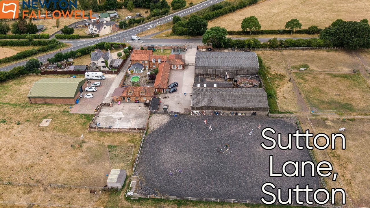 STUNNING EQUESTRIAN PROPERTY ON THE EDGE OF SUTTON-CUM-LOUND! - YouTube