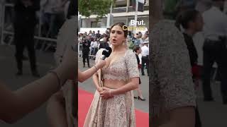 Download Lagu Sara Ali Khan kicked off her #cannes2023 debut with a namaste to Brut India. MP3 Download Lagu Sara Ali Khan kicked off her #cannes2023 debut with a namaste to Brut India. MP3