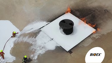 BIOFILM firefighting foam concentrate on hydrocarbon fire