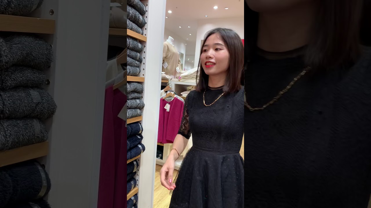 Áo lông cừu Uniqlo Sale tại store Nhật.