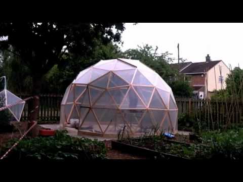 Building a geodesic dome greenhouse: time lapse video ...