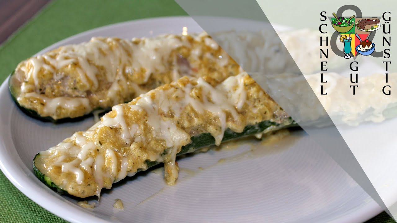 Gefüllte Zucchini (Schmand-Hackfleischfüllung): Schnell, Gut & Günstig Kochen: Hauptspeise