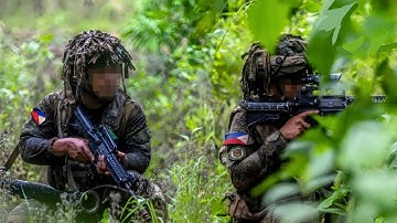 Philippine Army Soldier Executes Realistic Assault Mission | SALAKNIB 25 JPMRC-X