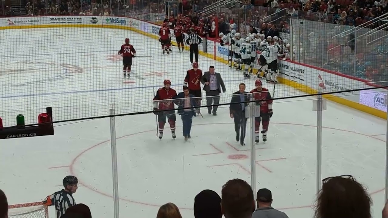 Scary Clayton Keller injury live *Stretchered off*