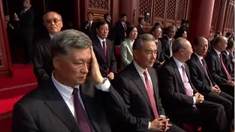 忽然，各地通知拆除習重要語錄！實錘：馬興瑞遭羈押！胡錦濤特別方式現身。黎智英香港受審三大罪名，外界關注川普是否伸手營救？直播与互动：美東時間12月15日早8點45、台港中當日晚9點45