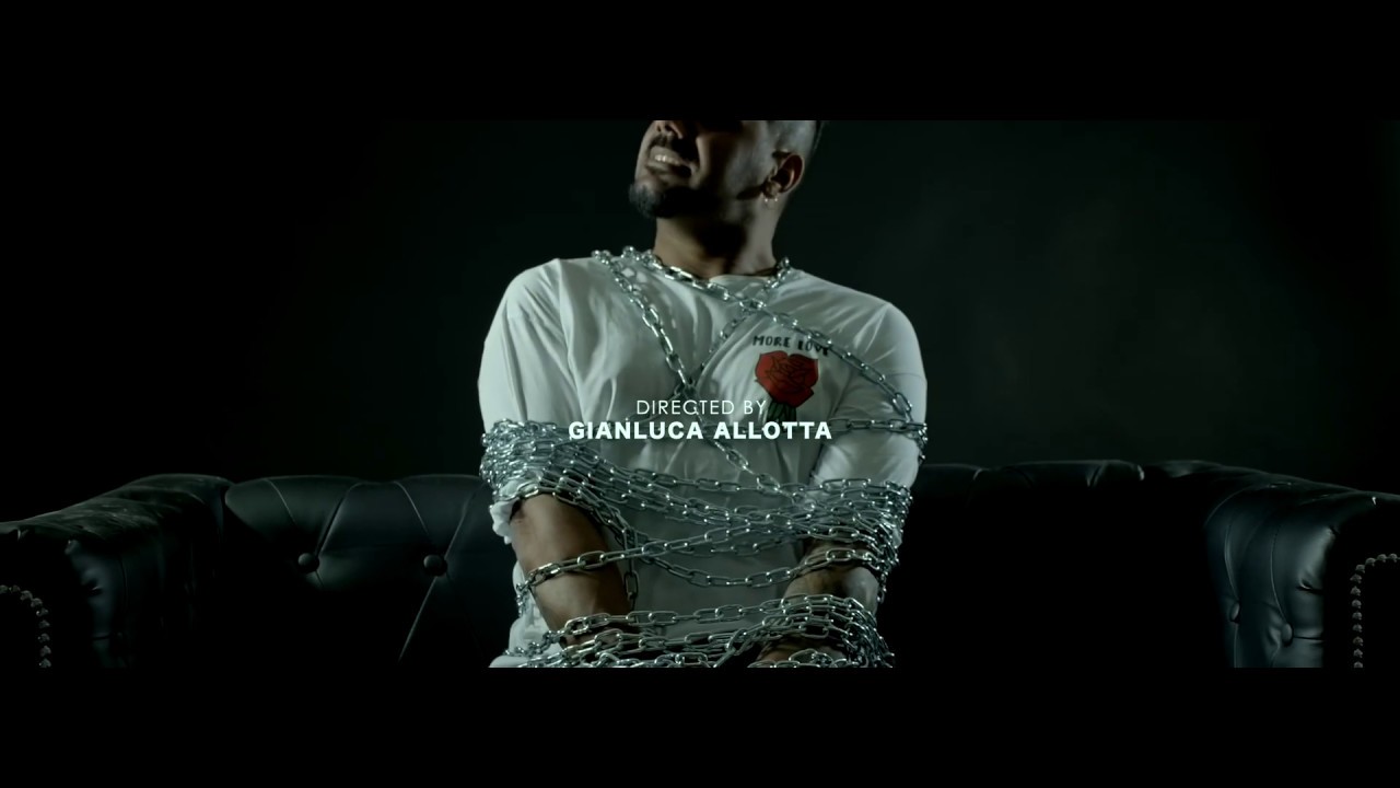 DANIELE BIANCO - Comme faje - (S.Viola-D.Chianese) Video ufficiale