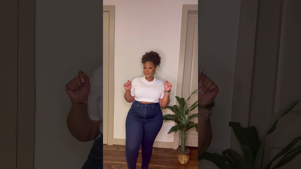 Good American Always Fits Jeans 