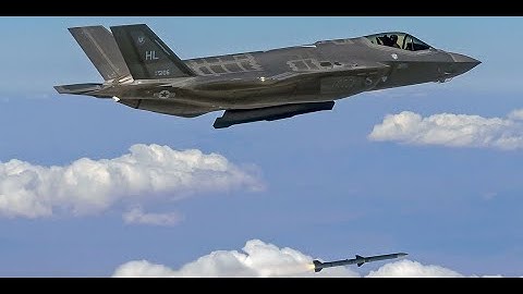 F-35 Launching AMRAAM 120D Air to Air Missiles