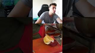 Bu Bezin Üstündeki Ekmeği Yer Misiniz?