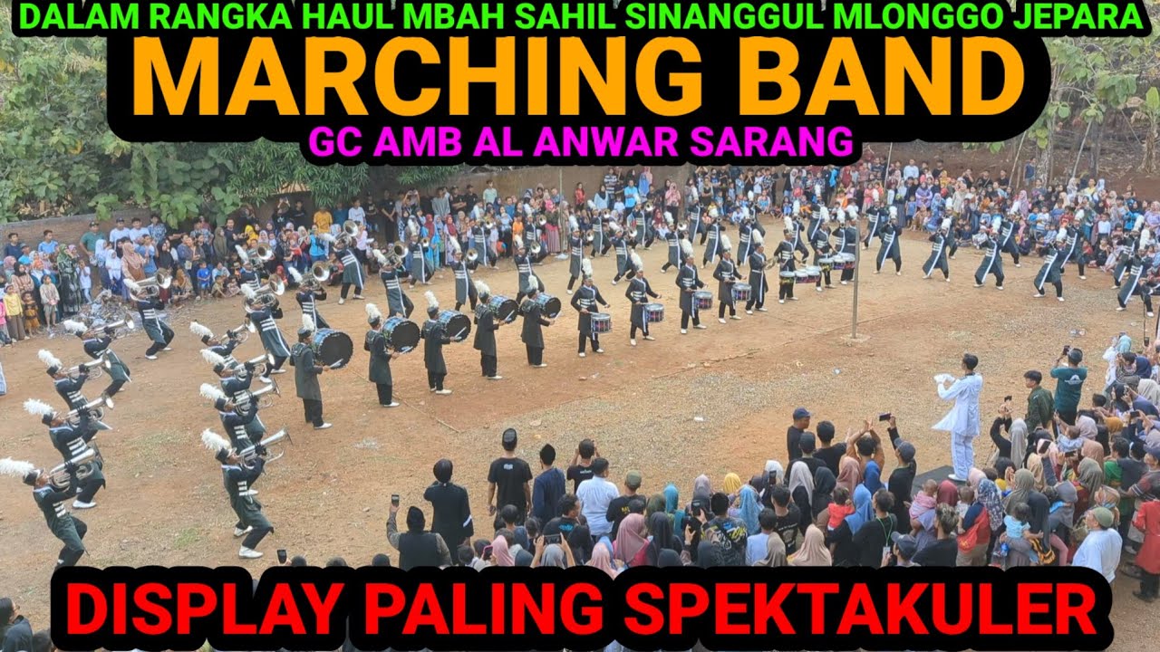 DISPLAY MARCHING BAND PALING SPEKTAKULER 