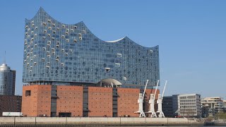 Hamburg Elbphilharmonie
Das Video zeigt tolle Bilder und detaillierte Informationen zur Elbphilharmonie in Hamburg.
Musik:
Symphony No. 5 (by Beethoven)
Kamera: Panasonic GH6
#Hamburg #elbphilharmonie #Beethoven #gh6 #panasonic Hamburg Elbphilharmonie