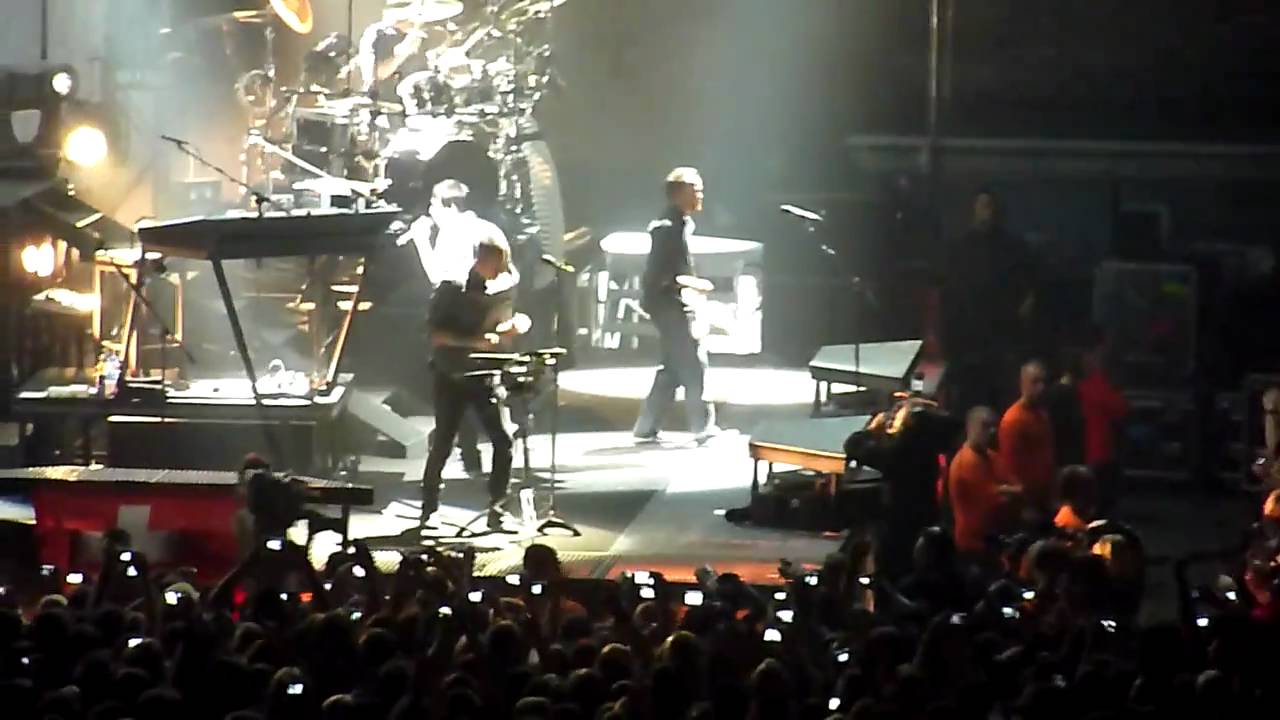Linkin Park live in Zürich 2010 The Requiem / Wretches and Kings HD