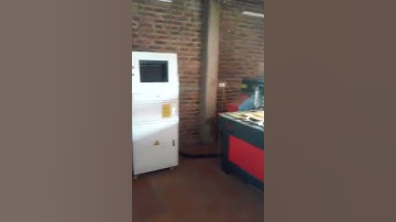 bán máy khắc quảng cáo 1325, may khac go cnc, sửa chữa máy đục vi tính. Máy cắt khắc vách ngăn