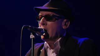 Video thumbnail of "Alain Bashung – Comme un lego (Live officiel à l’Olympia 2008)"