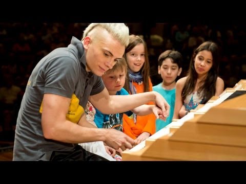 Cameron Carpenter and Sarah Willis explore the Berlin Philharmonie Organ