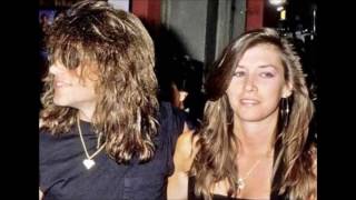 Jon and Dorothea-Gonna Sing You My Love Song