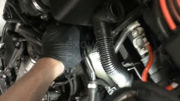 VW A4: 1.8T & 2.0L Engine Coolant Temperature Sensor Replacing (New Close-up view)