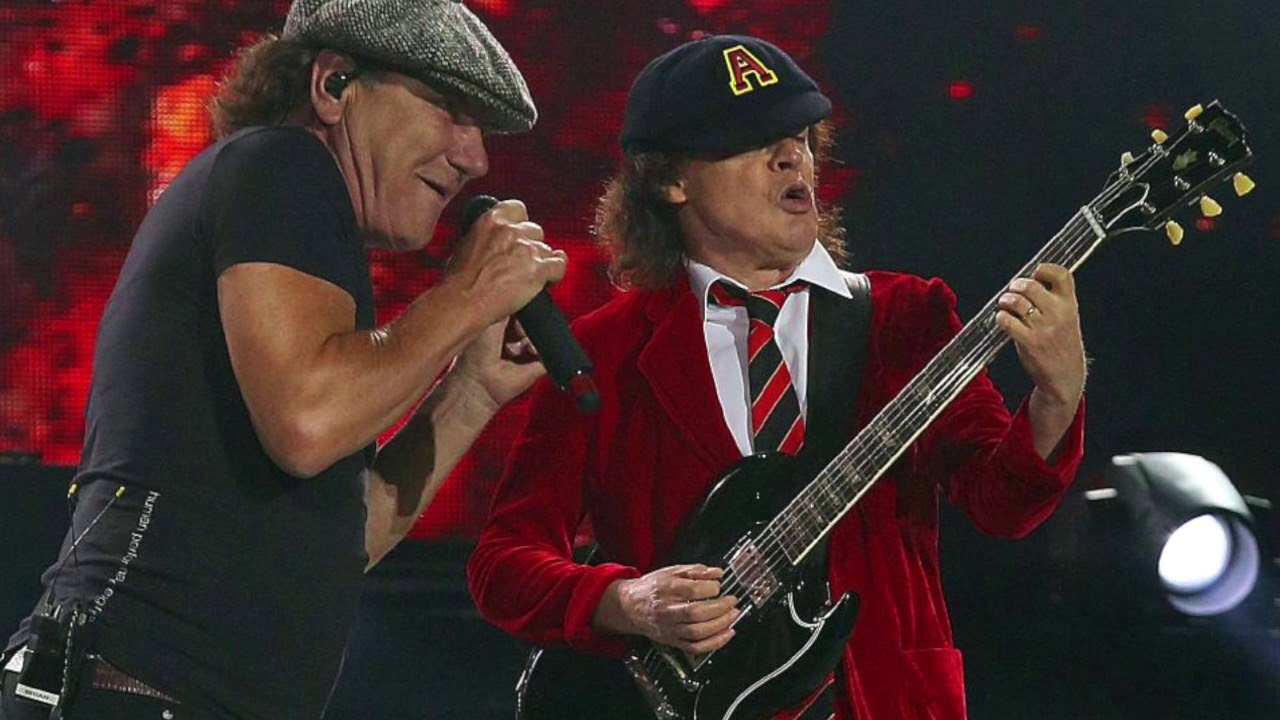 Асдс тундерструк. AC DC 2001. Angus young AC/DC 202. АС ДС тандерстрайк.