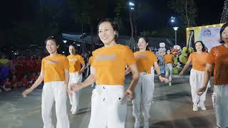 Tình Yêu Là Gì-CLB Shuffle Dance Happy-