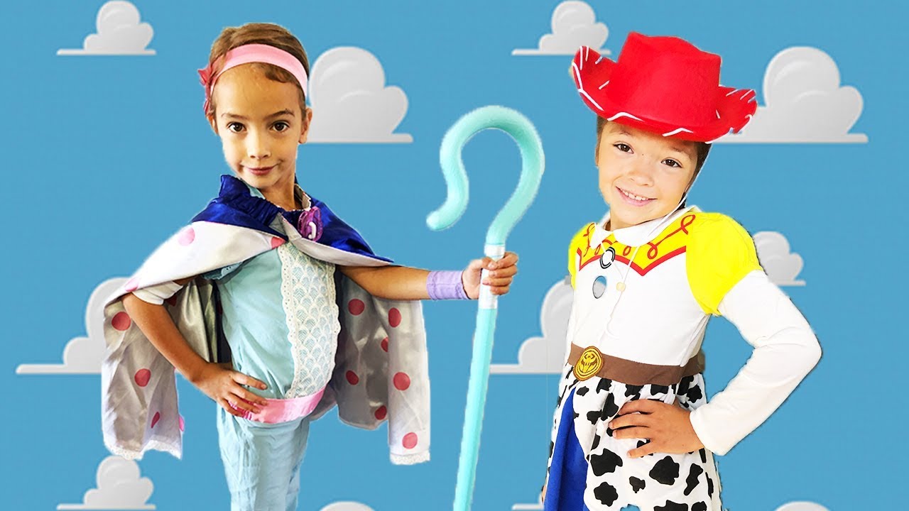 We Woke Up As Bo Peep And Jessie From Toy Story 4 Rescue The Toys Youtube 