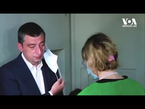 პრემიერს და ადმინისტრაციის უფროსს კორონავირუსი დაუდინდათ