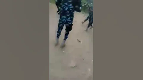 Osun Decides 2022: APC Chieftain, Iyiola Omisore chased out of INEC office in Osun