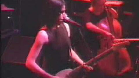 PJ Harvey Live at the Phoenix Concert Theatre, Toronto, ON 1.12.00 PRO SHOT