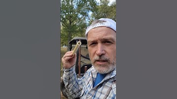 tips for building electric fence for cattle using high tensile smooth wire #electricfence #farmtips