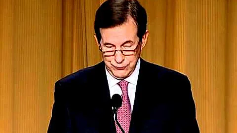 Chris Wallace of Fox News accepts Taishoff Award f...