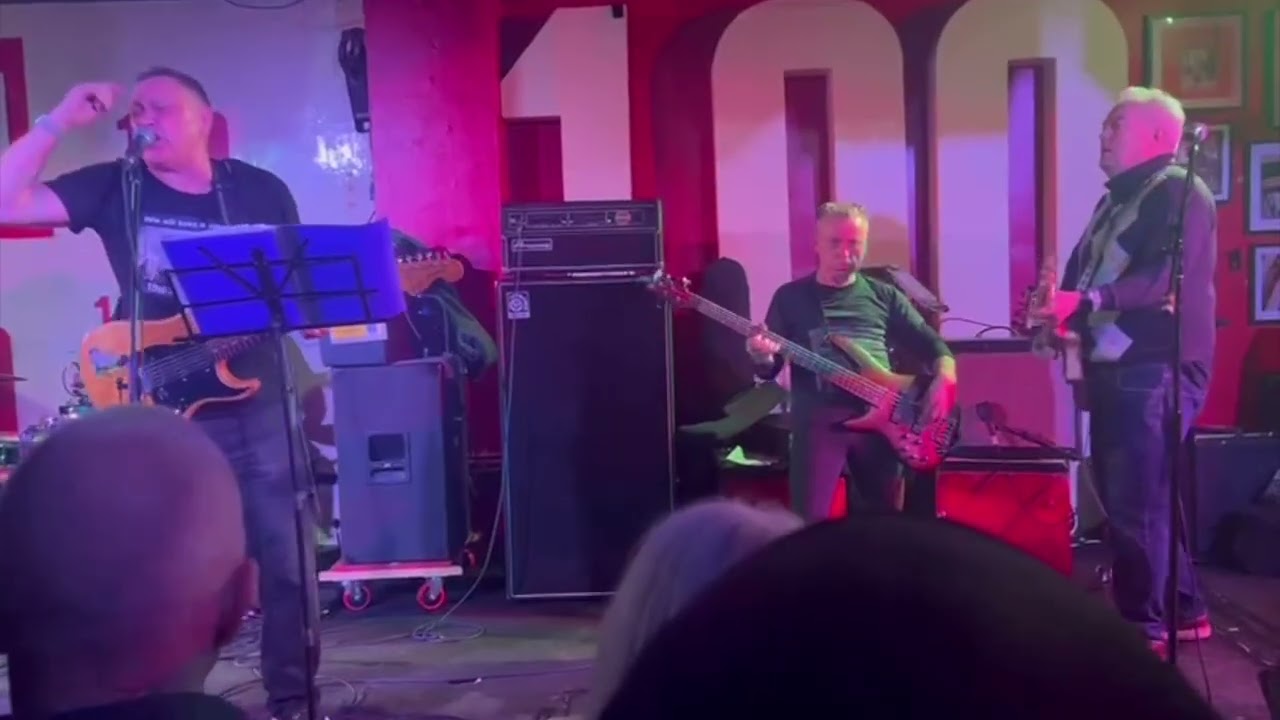 The False Dots & Boz Boorer @ 100 Club April 2026
