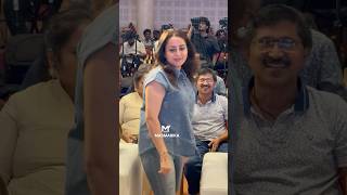 ഭമ അടപള ലകകൽ ടററൽ ലഞചന എതതയപപൾ