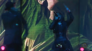 LIL KIM, THE LOX & PUFFY REUNITE ON HOT 97'S THE TIP OFF STAGE!