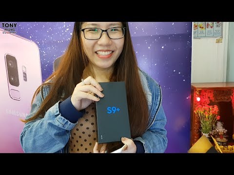 Video [Vlog] Đi mua điện thoại mới lúc nửa đêm, vui như đi... - YouTube
