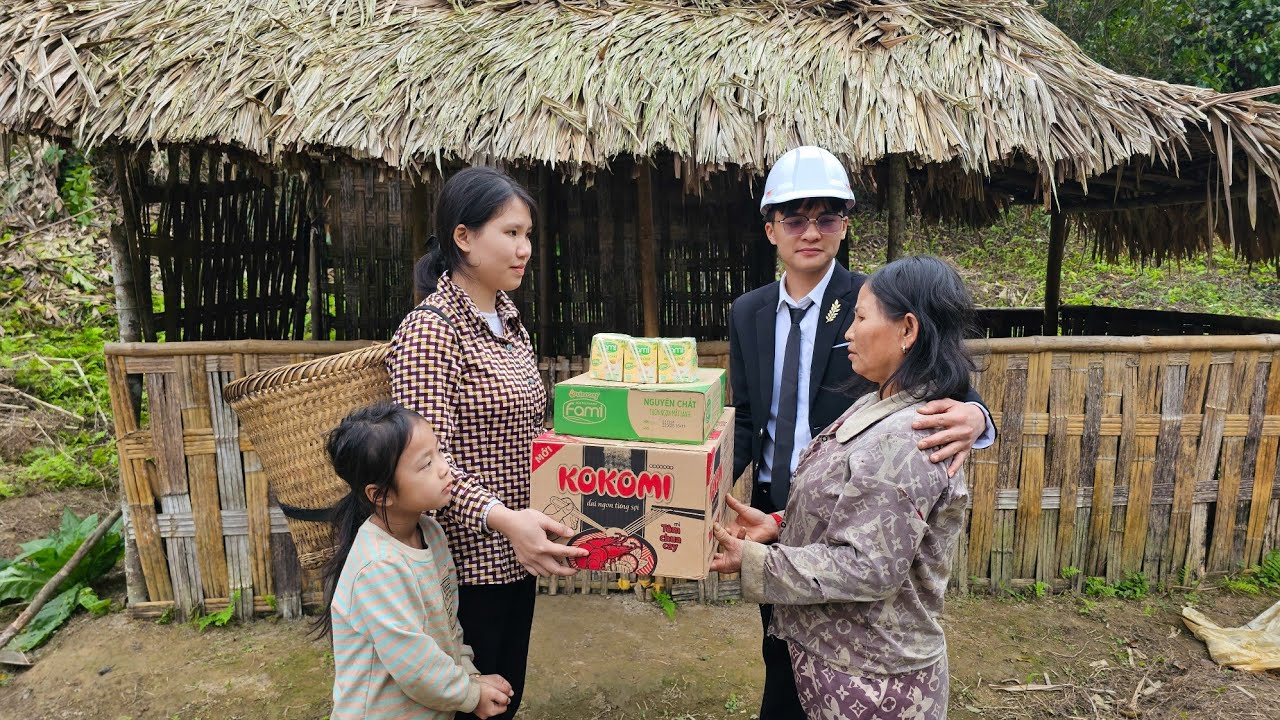 Truc and the kind engineer helped a homeless old lady with food and a new home for her.