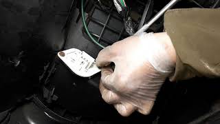 How To Remove Blower Resistor From 98-06 Jeep Wrangler TJ