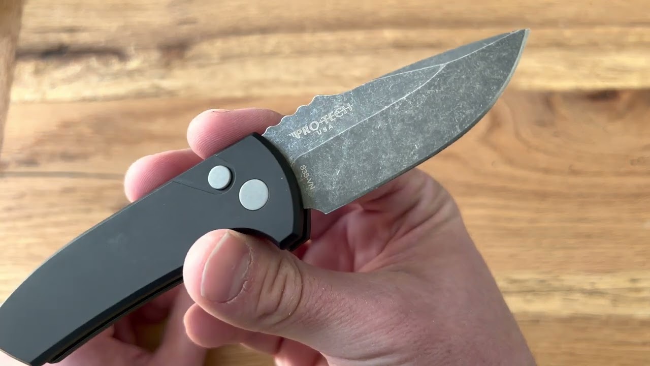 A Superb Gift for a Good Friend - Protech SBR Left Handed - Knife UNBOXING 🔥🔥