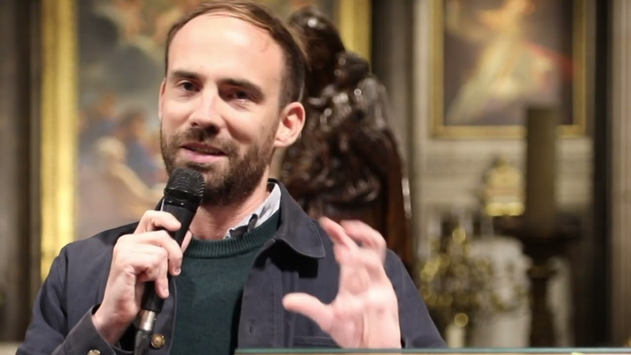 Paul se moque et critique la prière des malades : IL GUÉRIT et remercie les grands-mères priantes