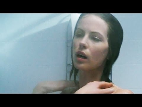 Kate Beckinsale Showering!